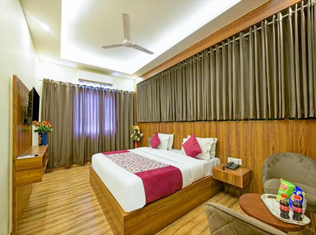 Rosewood Suites Near Delhi Airport New Delhi 4*,  India